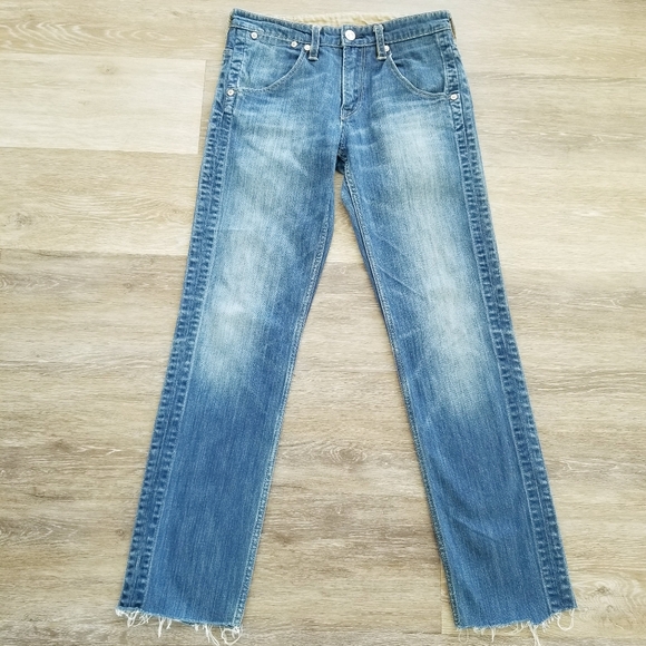 Levi's Men's 511 Straight Leg Denim Blue Jeans Zip up Frayed Relaxed EUC - Picture 4 of 16